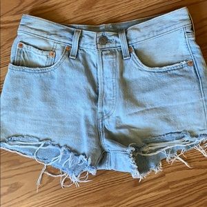 LEVI jean shorts